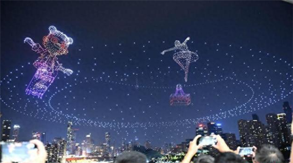 11787架!重庆无人机灯光秀刷新吉尼斯世界纪录