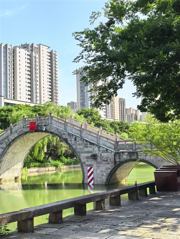 敢卖到一万块的华为超大杯 影像到底能不能打