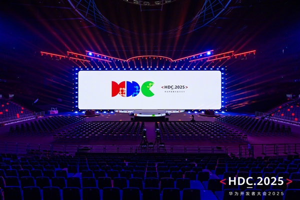 华为鸿蒙6首次亮相:史上最完美的纯血鸿蒙