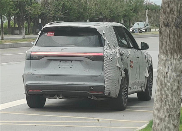 问界M8产品经理测试华为乾崑ADS 4.0:透露一个重磅消息